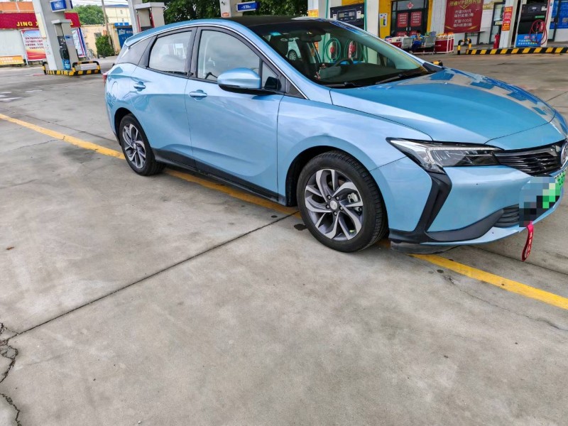 保定22年别克微蓝4