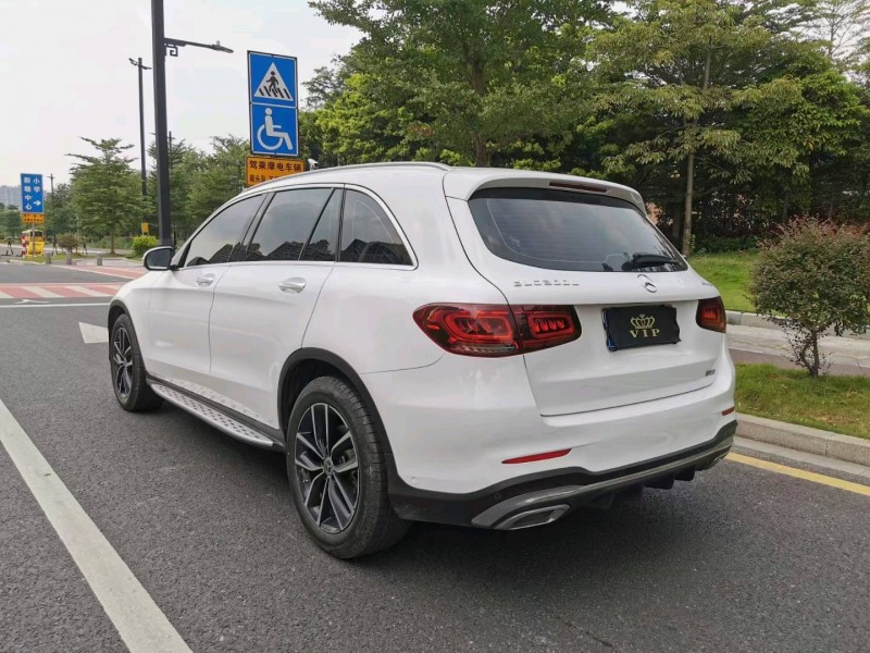 广州23年奔驰GLC7