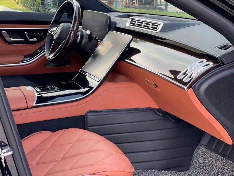 临沂22年奔驰迈巴赫S级4