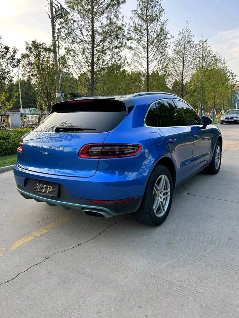 宿迁16年保时捷Macan8