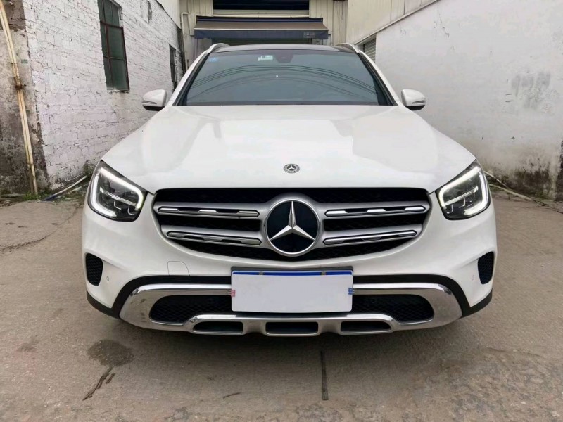 广州19年奔驰GLC1