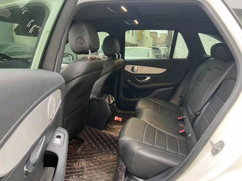 广州19年奔驰GLC9