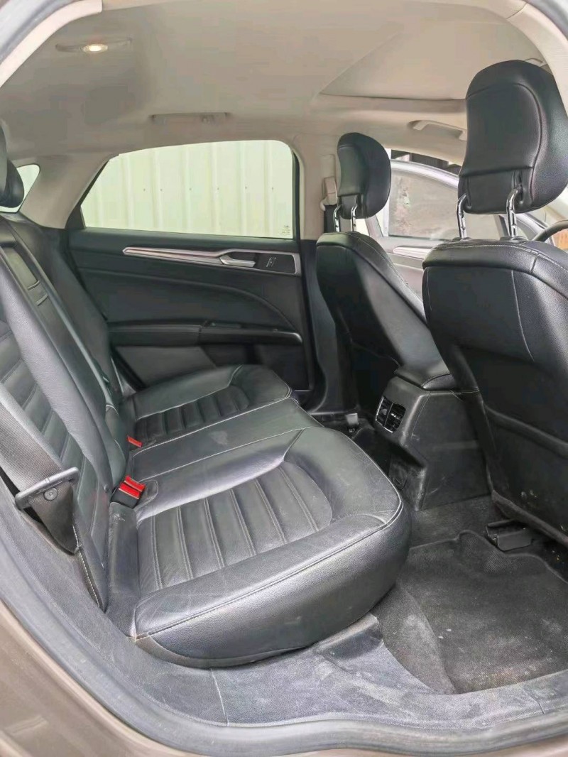 中山17年福特蒙迪欧8