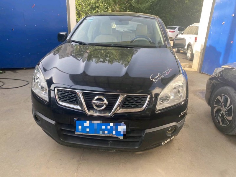 保定11年日产逍客1