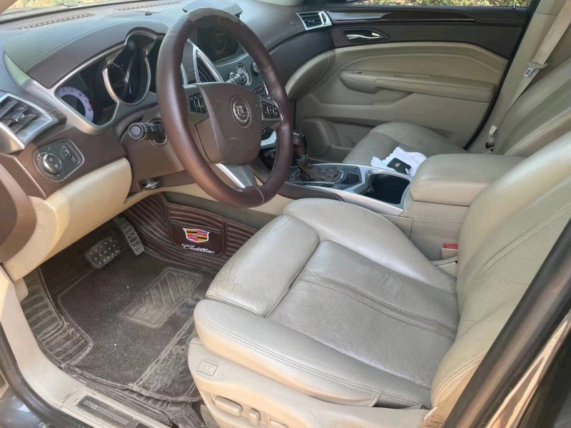 保定10年凯迪拉克SRX4