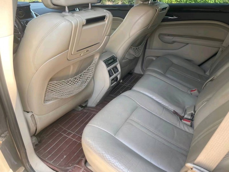 保定10年凯迪拉克SRX6