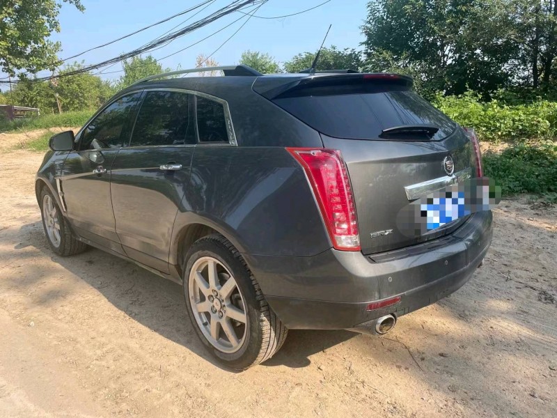 保定10年凯迪拉克SRX7