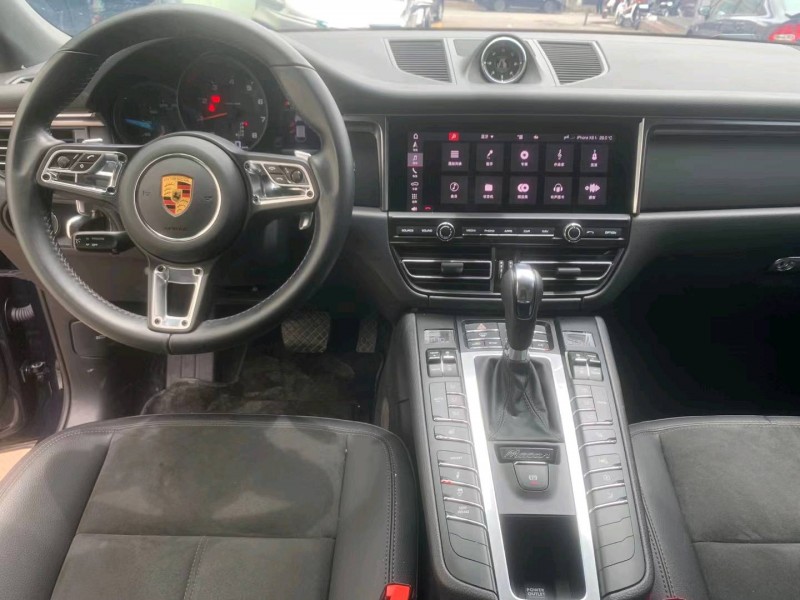 中山21年保时捷Macan4