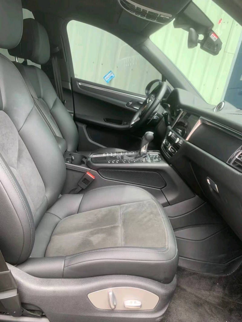 中山21年保时捷Macan5