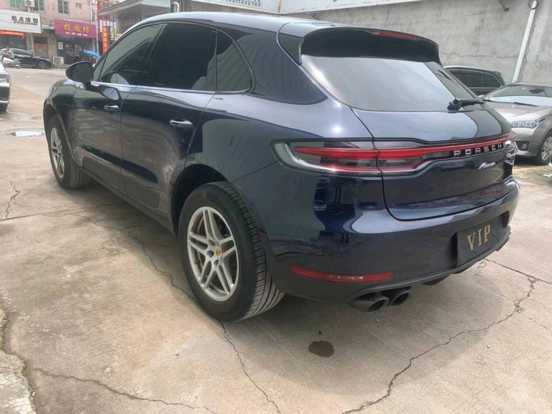 中山21年保时捷Macan7