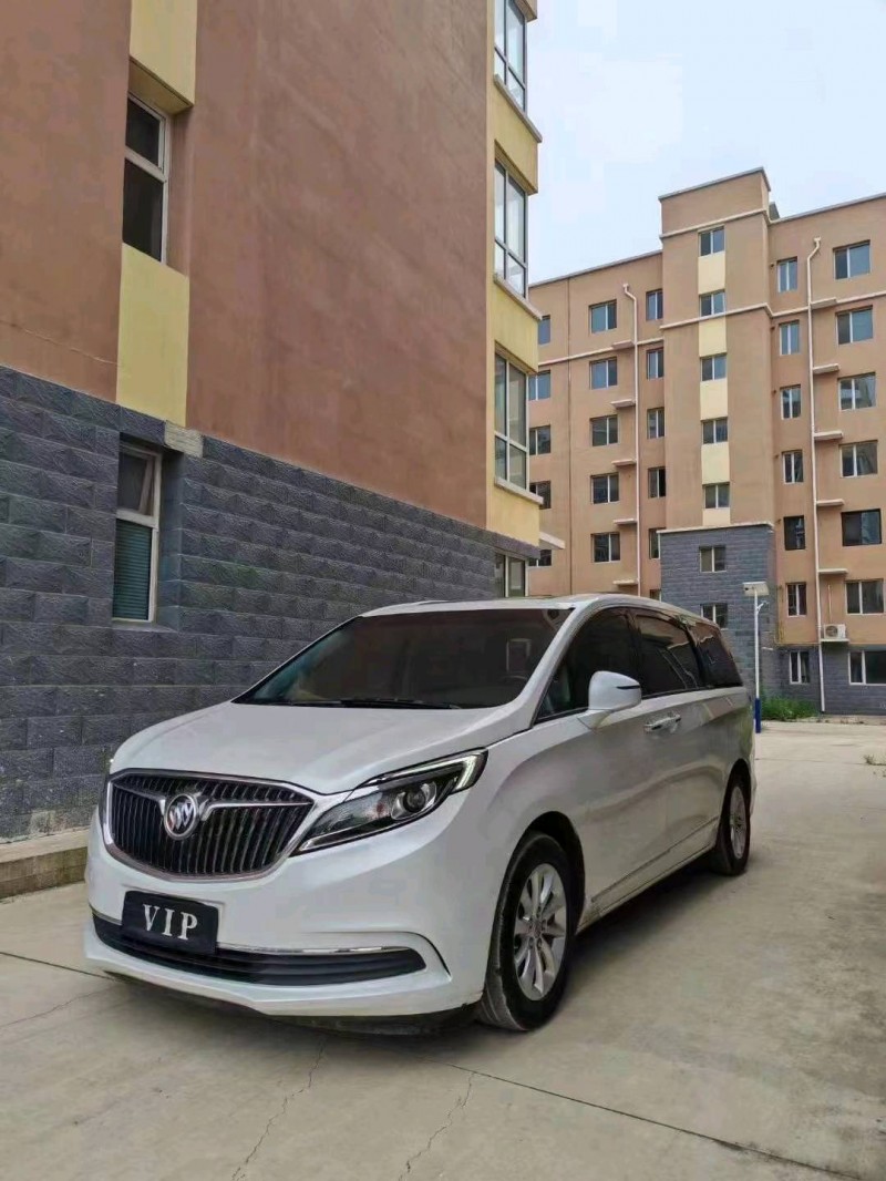 石家庄19年别克GL83