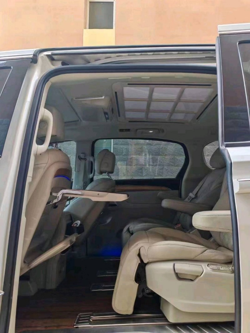 石家庄19年别克GL84