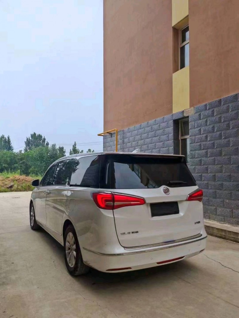 石家庄19年别克GL87