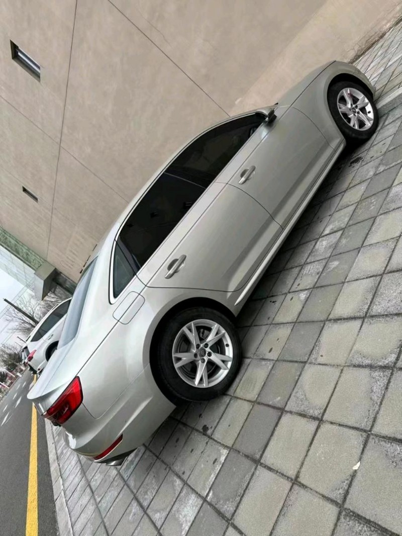 沈阳17年奥迪A4L9