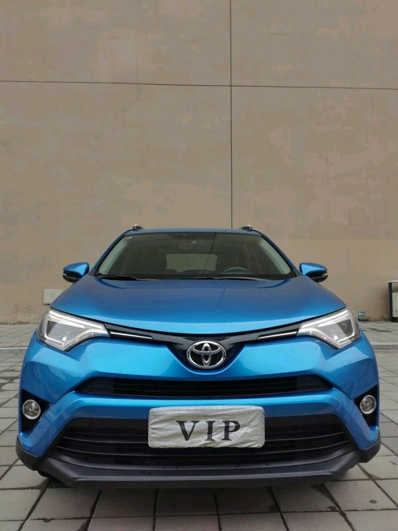 沈阳16年丰田RAV41