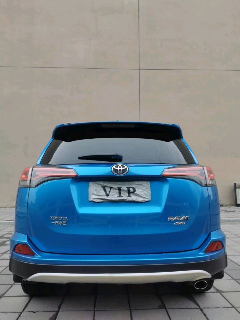 沈阳16年丰田RAV45