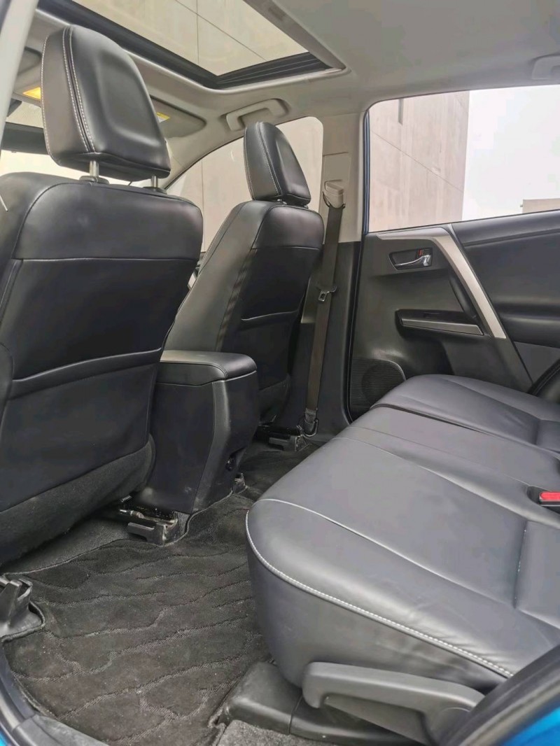 沈阳16年丰田RAV46