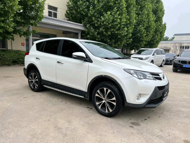 徐州16年丰田RAV4荣放3