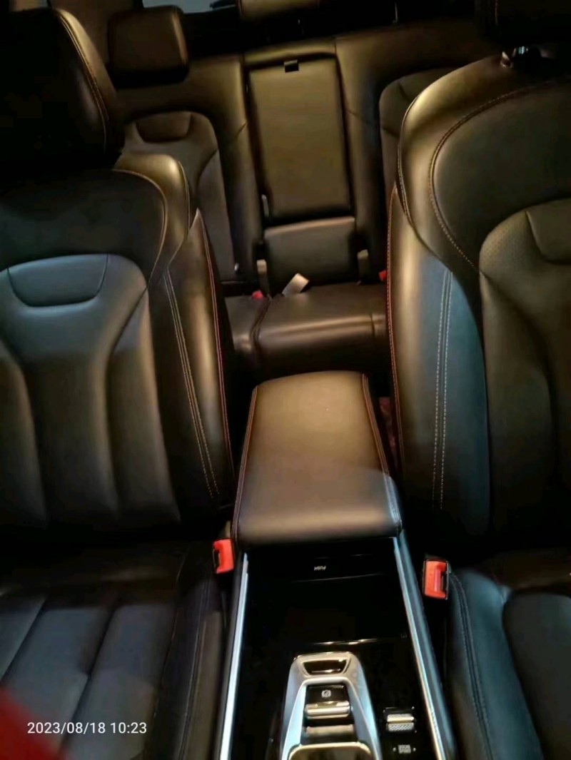 邯郸20年长安汽车CS756