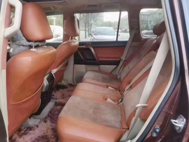 北京11年丰田普拉多4