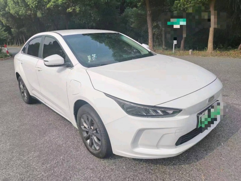 苏州22年吉利几何4