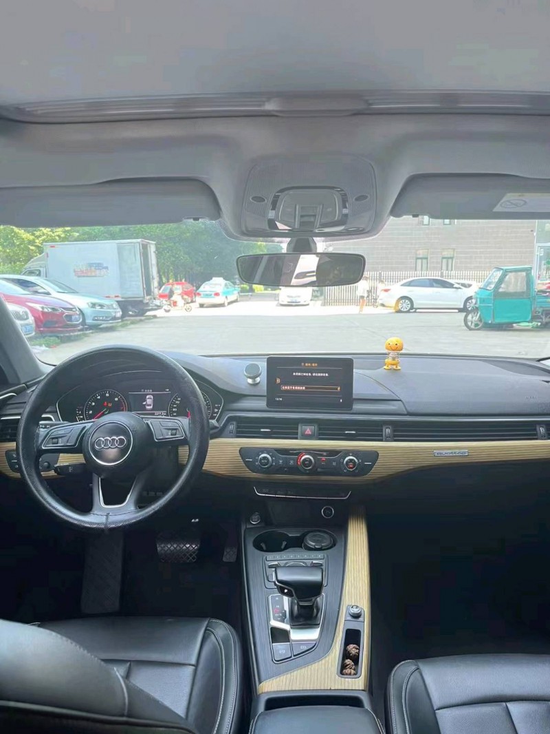 济南17年奥迪A4L3