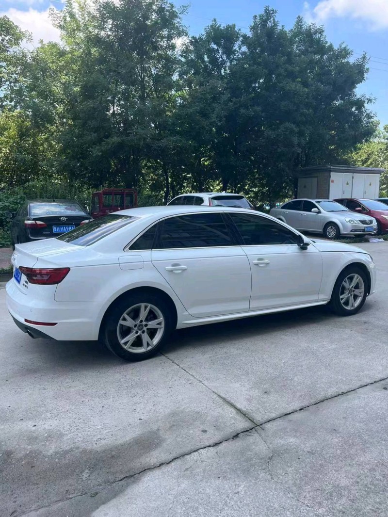 济南17年奥迪A4L6