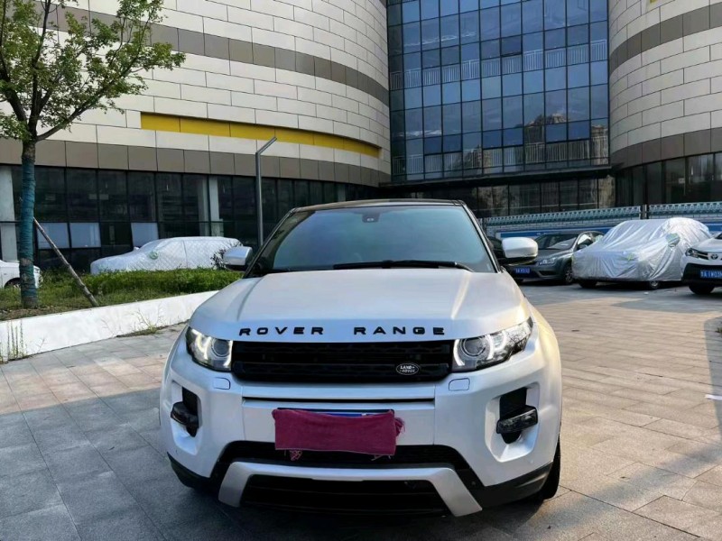 枣庄12年路虎极光1