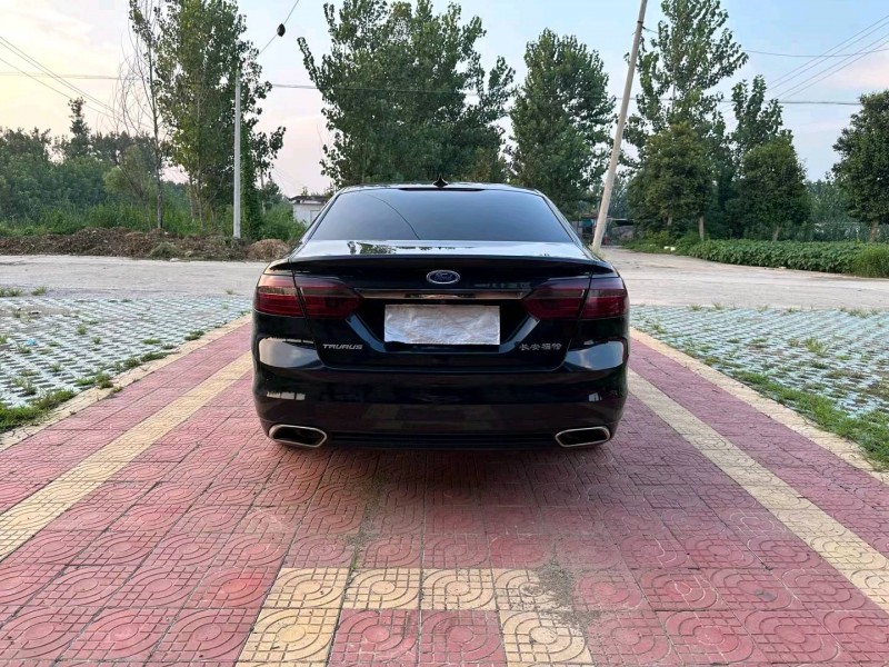 徐州16年福特金牛座9