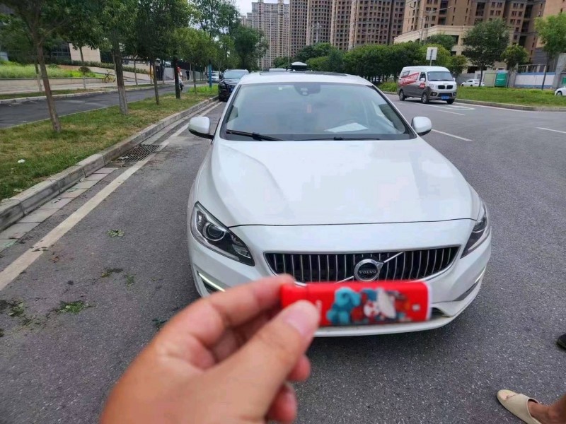 咸陽20年沃爾沃S60L1