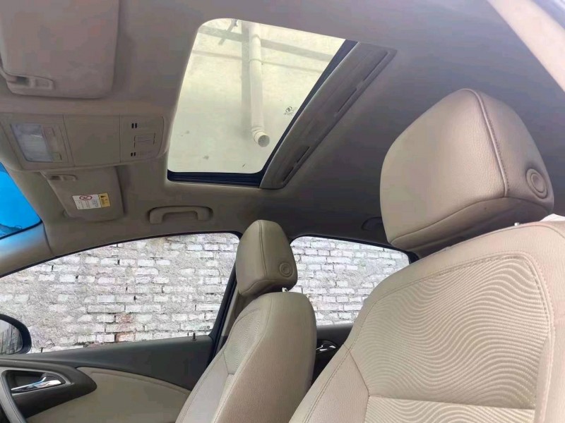 枣庄15年别克英朗4