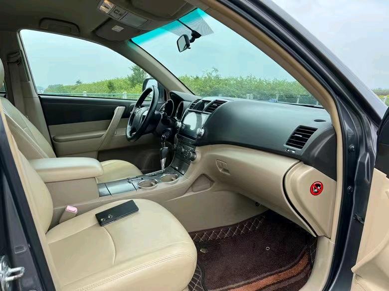 盐城11年丰田汉兰达5