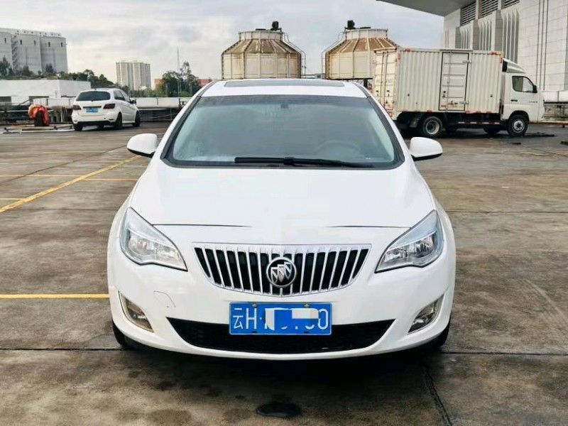 东莞13年别克英朗1