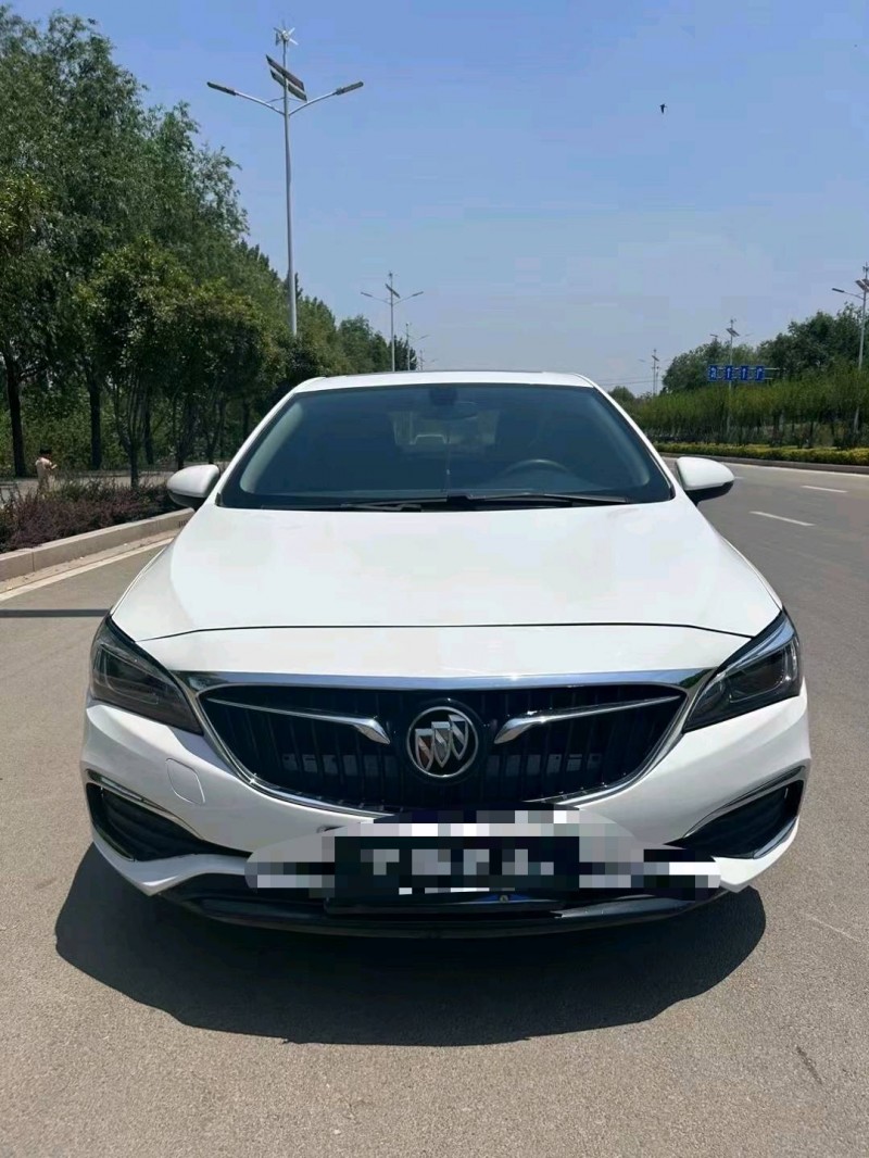 枣庄19年别克威朗1