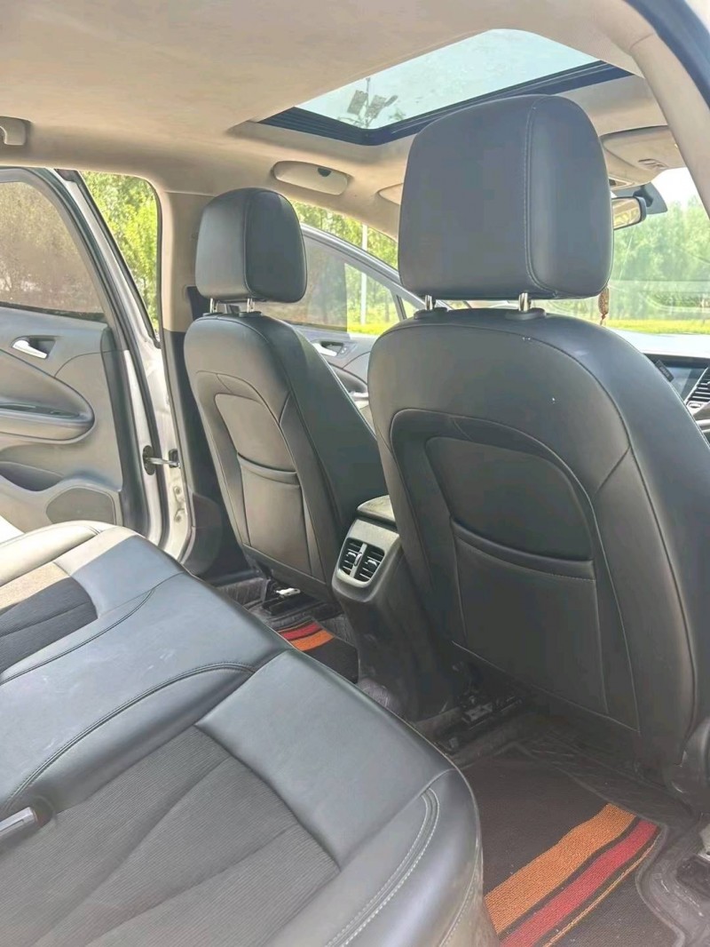 枣庄19年别克威朗5