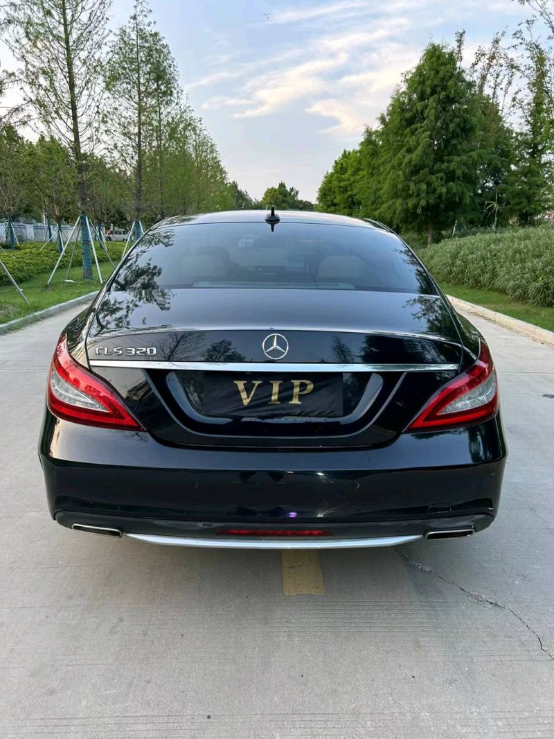 宿迁16年奔驰CLS9