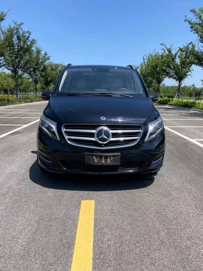 徐州19年奔驰V1
