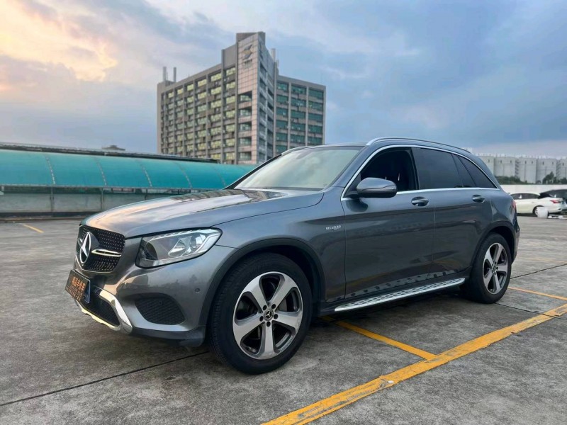 东莞19年奔驰GLC2