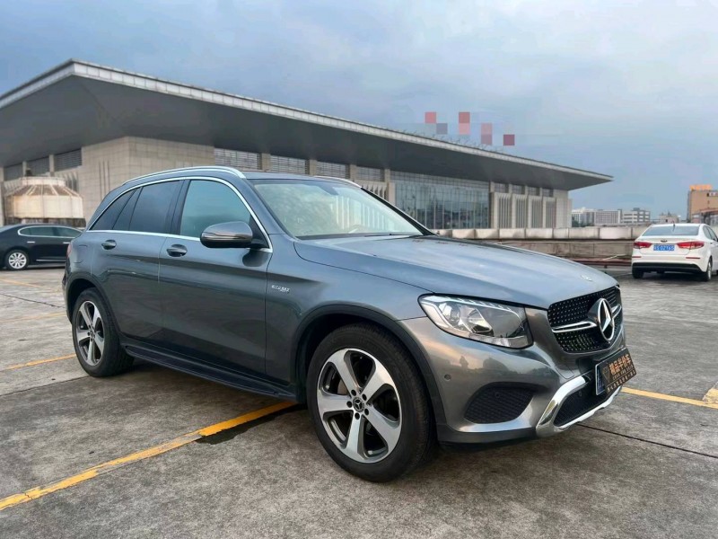 东莞19年奔驰GLC3