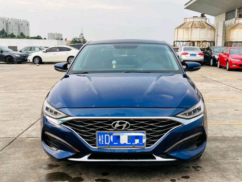 东莞19年现代菲斯塔1