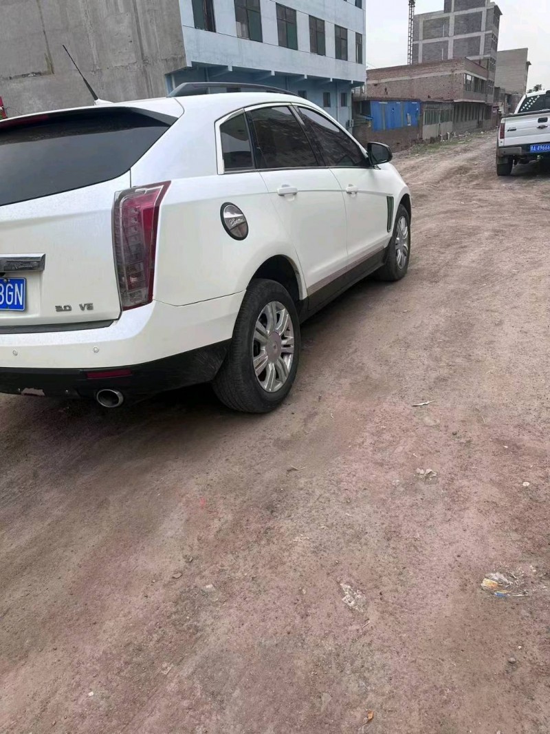 沈阳14年凯迪拉克SRX4