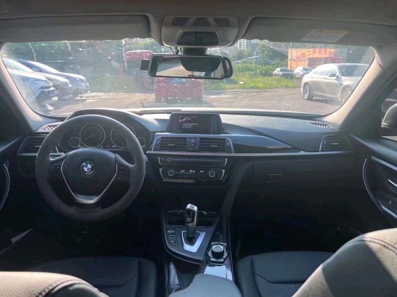 济南17年宝马3系7