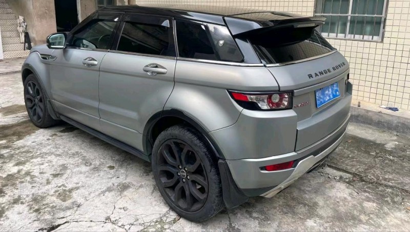 广州12年路虎极光4