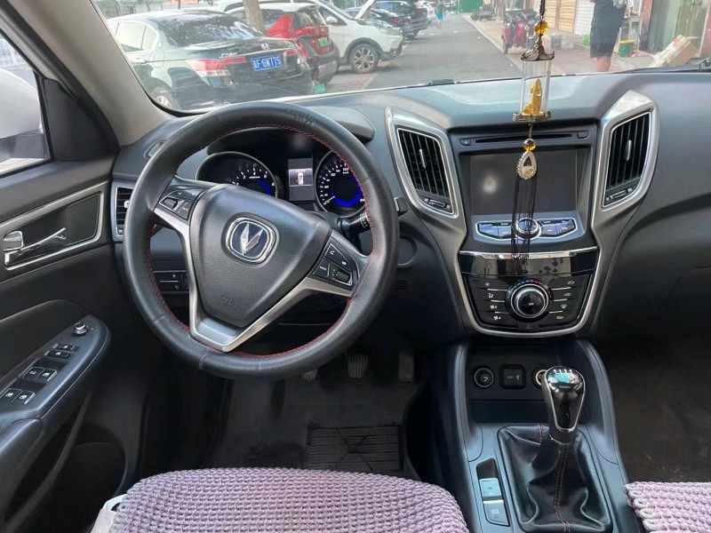 保定15年长安汽车CS756