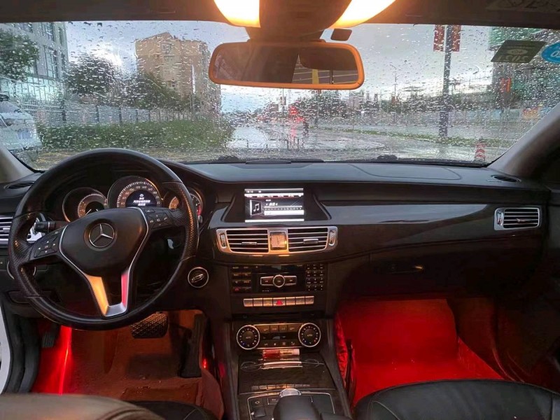 邯郸14年奔驰CLS8