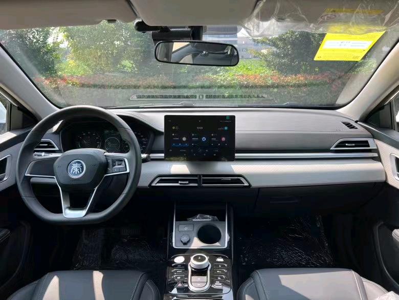 盐城23年比亚迪秦8