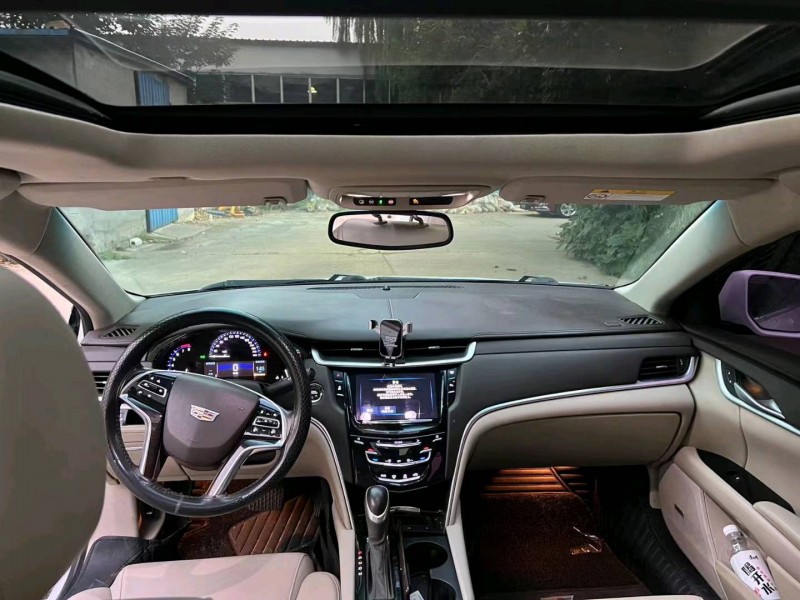 济宁16年凯迪拉克XTS4