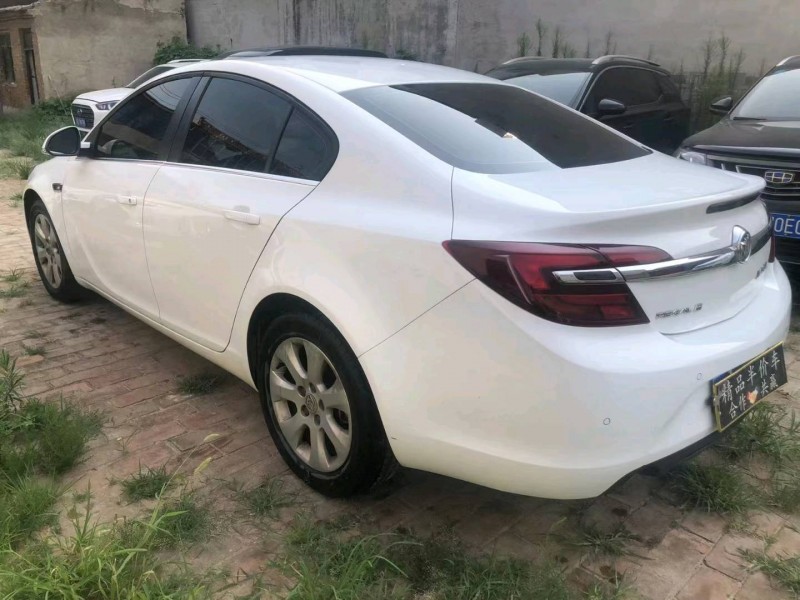 邢台17年别克君威7