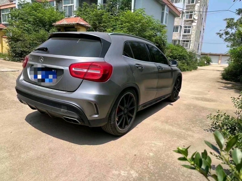 淄博16年奔驰GLA4