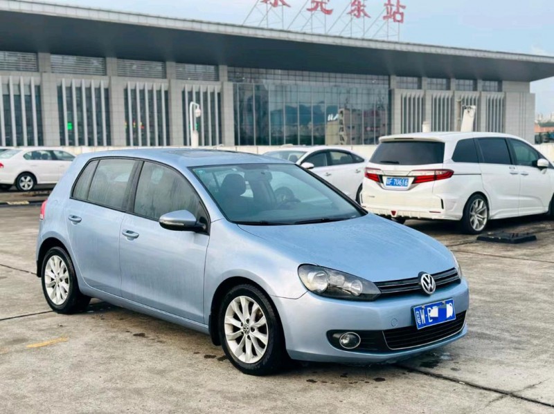 东莞10年大众高尔夫2